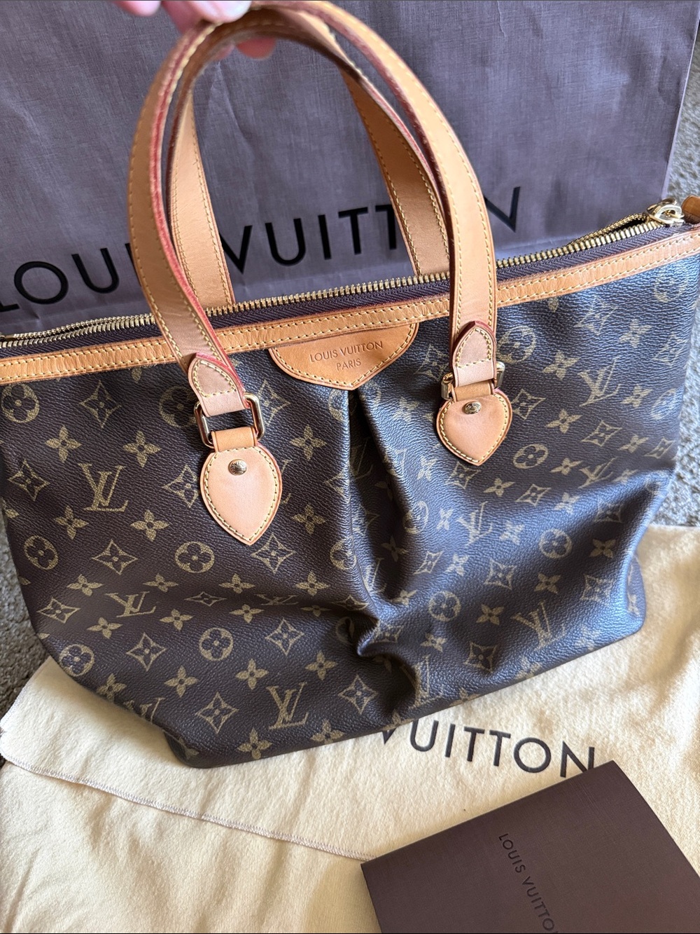 Louis Vuitton Palermo PM - No strap Very good condition
